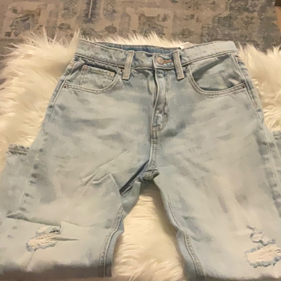 Old Navy Light Blue Distressed Jeans - Picture 1 of 7